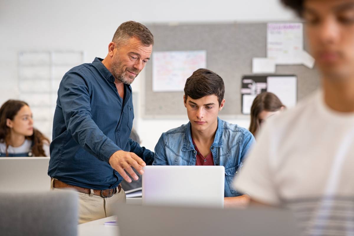 Comment se déroule l&rsquo;admission en école informatique à Cergy ?